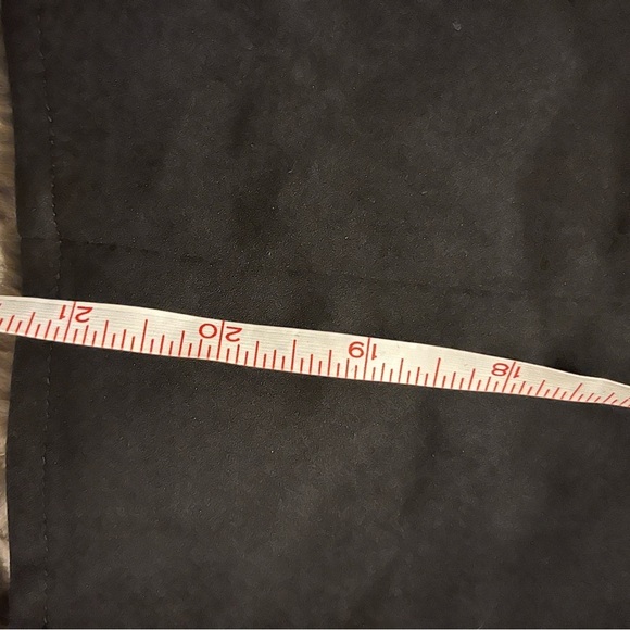 Black high neck lace detail top - Picture 6 of 6